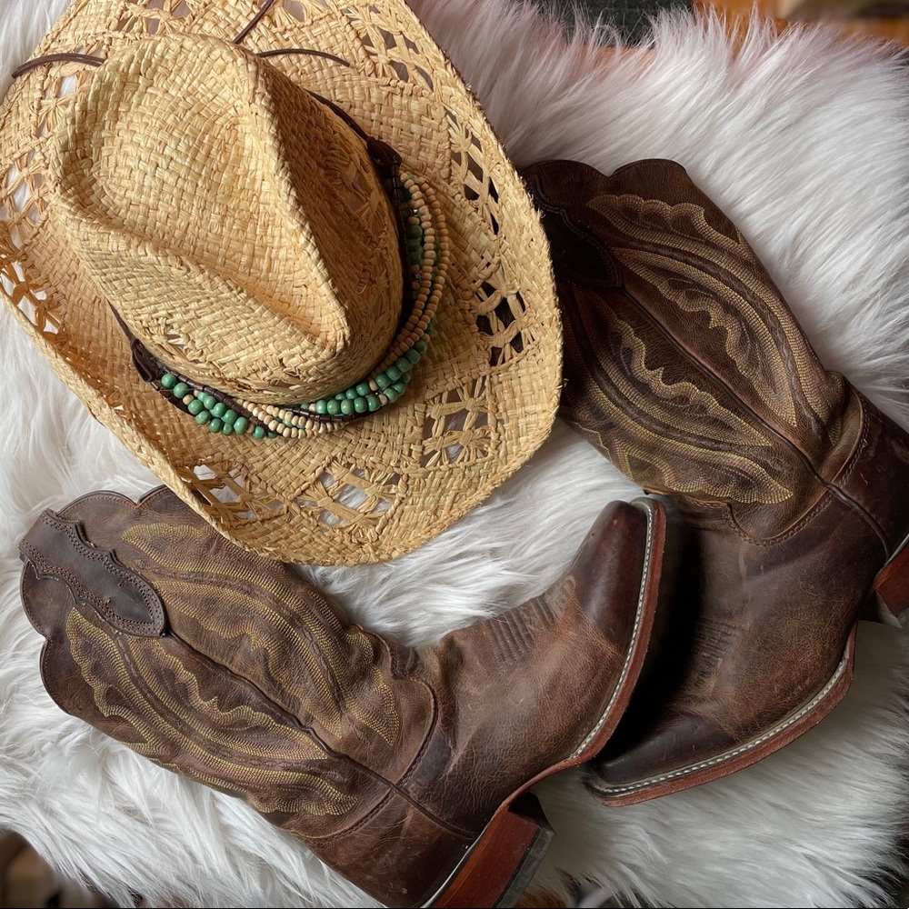 Authentic Cowgirl Boots Straight Outta Texas! 7.5